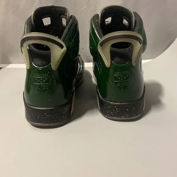Size 8.5 - Jordan 6 Retro Champagne 2014 384664-350 Damage Box / Pre Owned